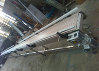 Hot Sale Plastic Slat Chain Conveyor Slat Conveyor for Bottles Conveying