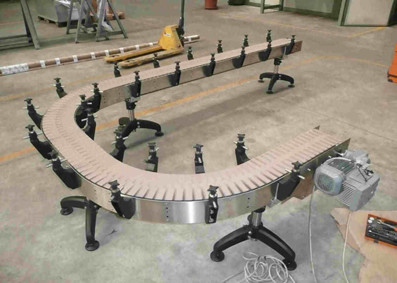 Customized Dimensions Slat Chain Conveyor for Bottle Labeling