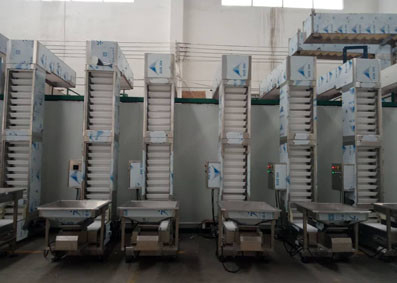 Stainless Steel Bucket Elevator Z Type Bucket Conveyor For Food Indutry