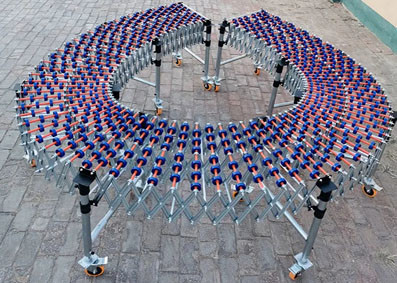 Non-powered or Powered Flexible Skate Wheel Conveyor For Conveying
