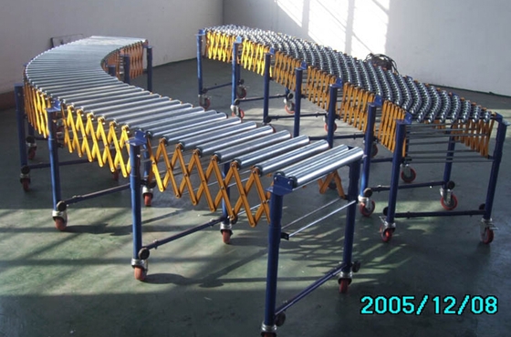 Non-powered Flexible Skate Wheel Conveyor For Loading and Unloading Trucks