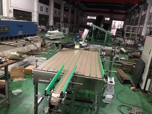 Zzgenerate Slat Chain Conveyor System Accumulating Table for Cans/Bottles